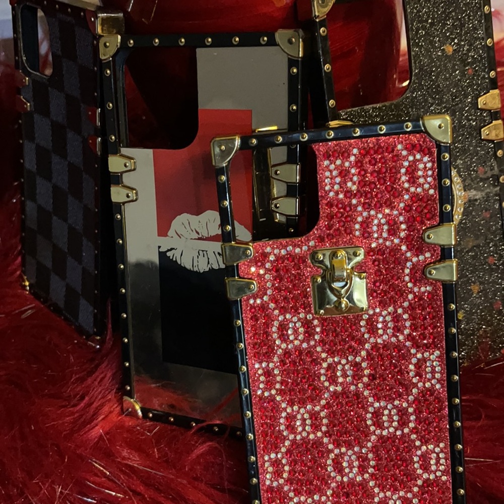IPHone Cases - Picture 2 of 2